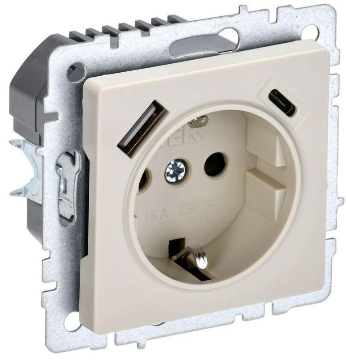 Изображение Розетка BRITE РЮш11-1-БрКр 16А с USB A+C 18Вт с заземл. защ. шторки беж. IEK BR-R14-16-U22-018-K10