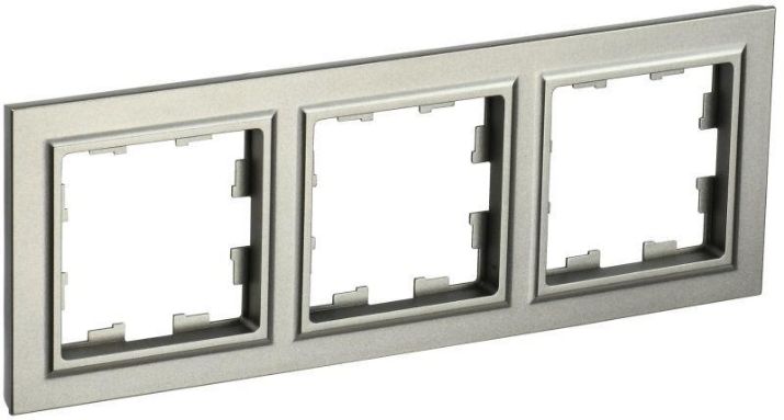 Изображение Рамка 3-м BRITE РУ-3-БрШ шампань IEK BR-M32-K37