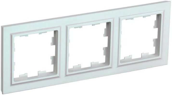 Изображение Рамка 3-м BRITE РУ-3-БрЖ жемчуж. IEK BR-M32-K36
