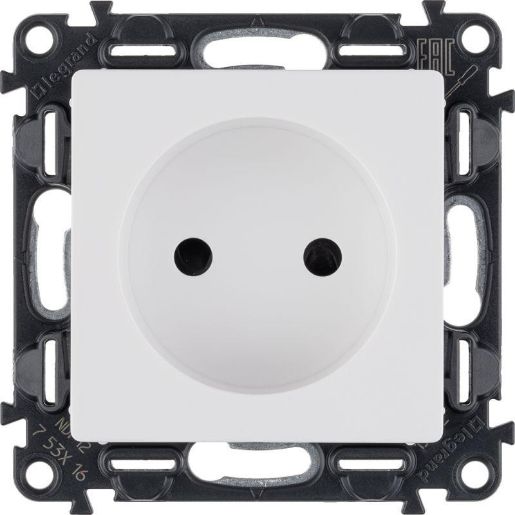 Изображение Розетка 1-м СП Valena Life 16А IP20 250В 2P защ. шторки безвинтов. клеммы с лицев. панелью механизм бел. Leg 753416
