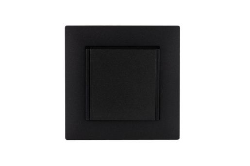 Изображение Розетка 1-м с крышкой Karea RIZZ STAR с заземл. чер. Makel 88054029