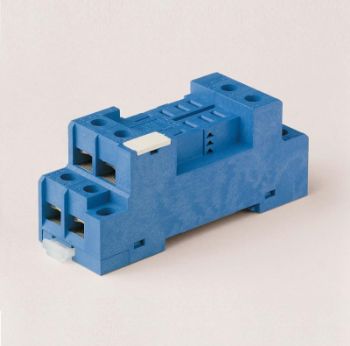 Изображение Розетка для реле 56.32 винт. клеммы с метал. клипсой FINDER 9672SMA