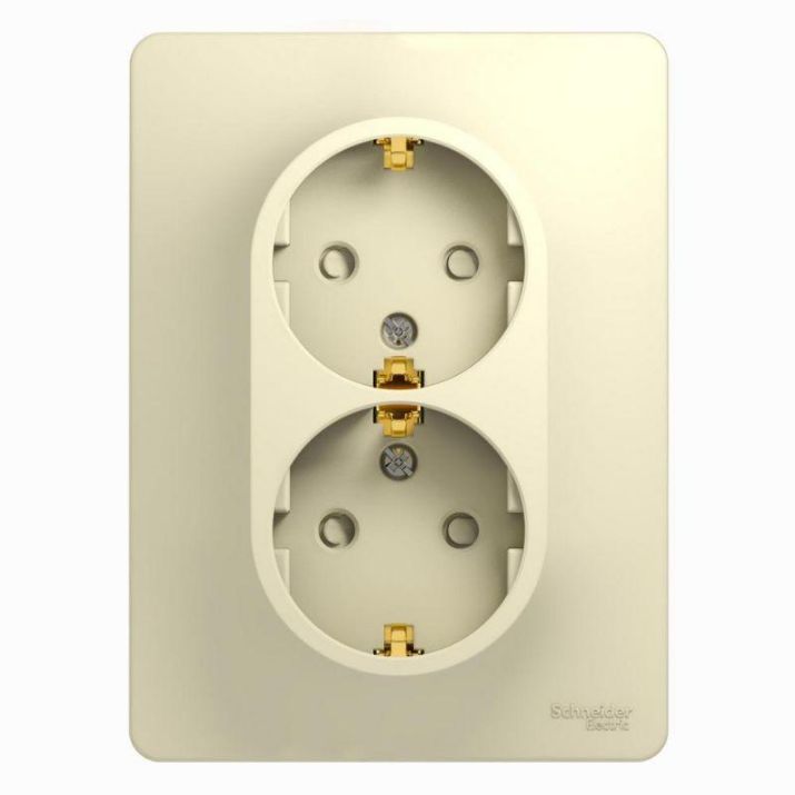 Изображение Розетка 2-м СП Glossa 16А IP20 с заземл. защ. шторки в сборе беж. SE GSL000226