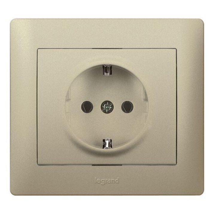 Изображение Розетка 1-м СП Galea Life 16А IP20 2P+E защ. шторки немецк. стандарт с лицев. панелью титан Leg 771463