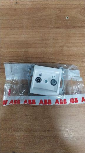 Изображение Розетка телевизионная оконечная TV/SAT Cosmo бел. ABB 619-010200-290